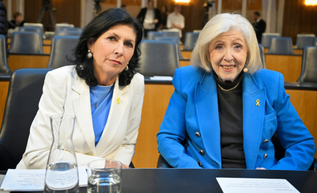 Von links: Executive Director Kultur.Medien.Judentum Danielle Spera, Zeitzeugin Erika Freeman